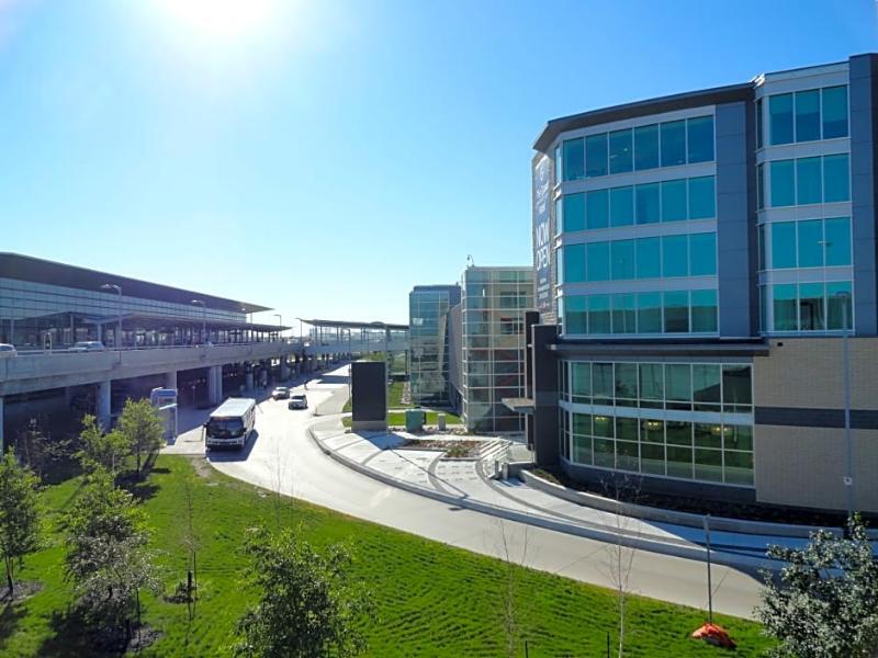 The Grand Winnipeg Airport Hotel By Lakeview 외부 사진