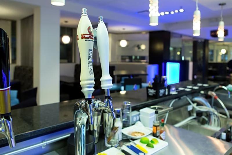 The Grand Winnipeg Airport Hotel By Lakeview 외부 사진